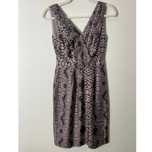 Banana Republic Gray Silk Snake Print Sheath Dress Sz 00 - Picture 1 of 3